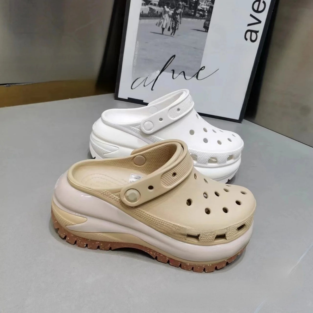 Thick Bottom Breathable Anti-Slip Beach Sandals Women's Casual Slip-On EVA Shoes Comfortable Wear-Resistant Casual Sandals