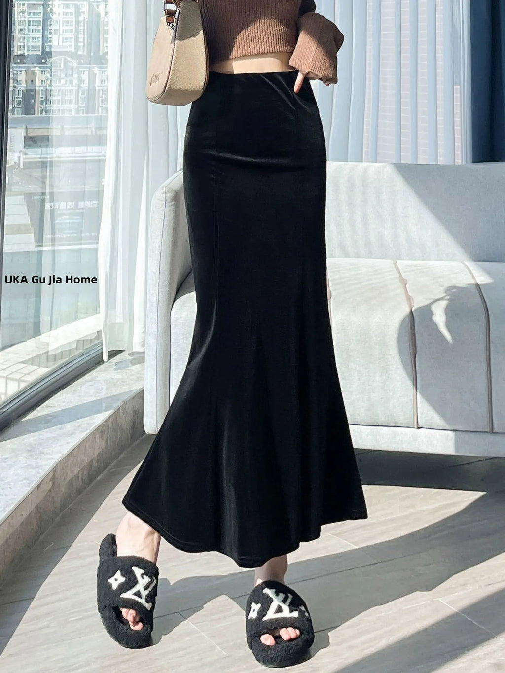 Elegant Long Velvet Skirt Women's High Waist Slim Fit Fish Tail Hem Draping Slimming Full Length Half Body Skirt