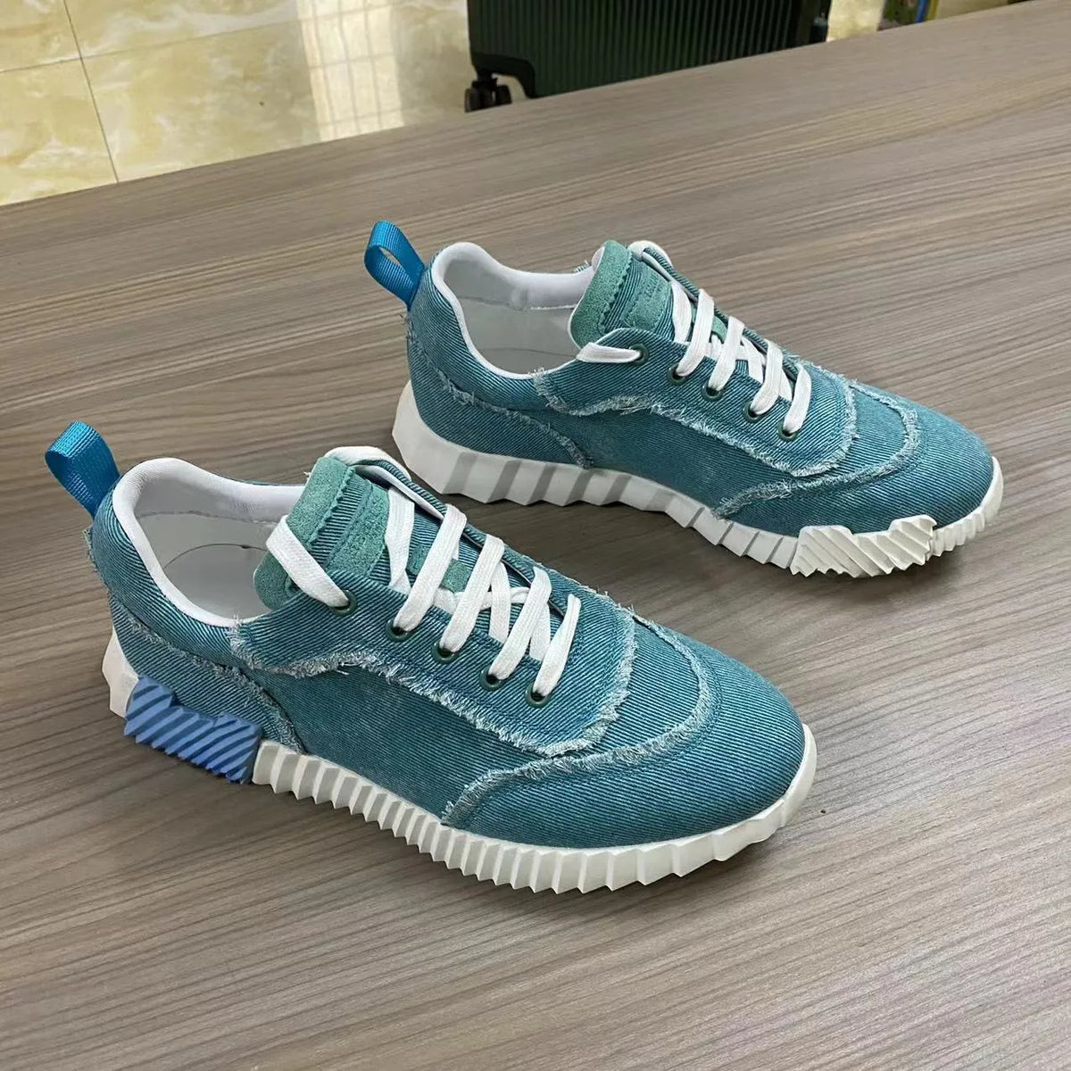 New 2026 Men's Casual Shoes Denim Wear-Resistant Fashionable Couple Style Sports Shoes Anti-Slip Lightweight Comfortable Rubb...