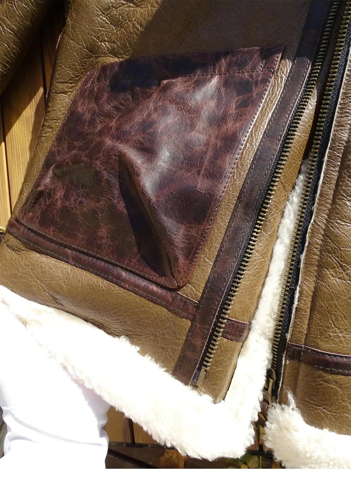Men's B-3 Bomber Shearling Jacket Brown Black Two-Tone Genuine Leather Winter Warm Flight Pilot Coat Vintage Spliced