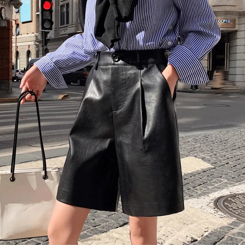 2025 PU Leather Shorts Women's Autumn Winter Loose A-Line High Waist Wide Leg Five-Quarter Length Slimming Comfortable Casual