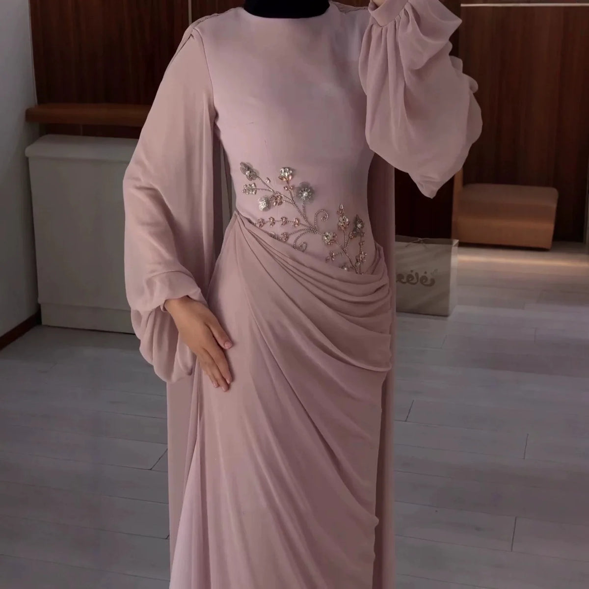 Elegant Long Sleeve Sequin Decorated Floral Chiffon Dress Bodycon Maxi Skirt Style Polyester Fabric round Neckline High Waist