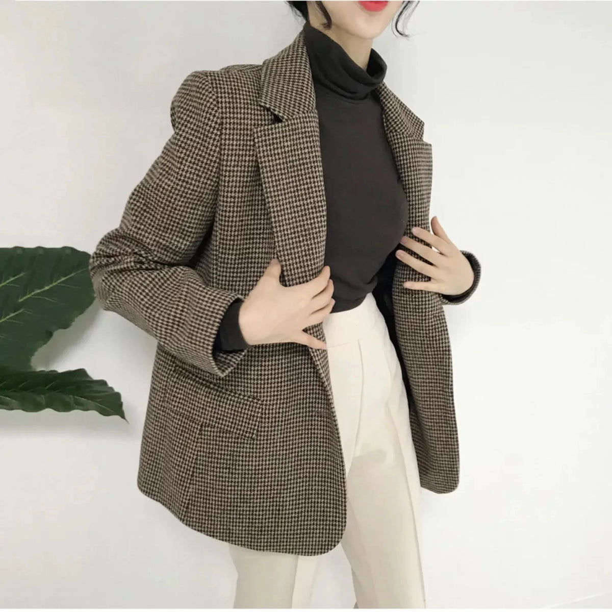 Plus Size Autumn Winter Plaid Suit Woolen Jacket Women's British Style Thickened Short Retro Small Size Big Coat Casual Outer...
