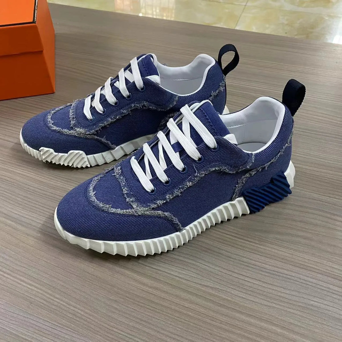 New 2026 Men's Casual Shoes Denim Wear-Resistant Fashionable Couple Style Sports Shoes Anti-Slip Lightweight Comfortable Rubb...