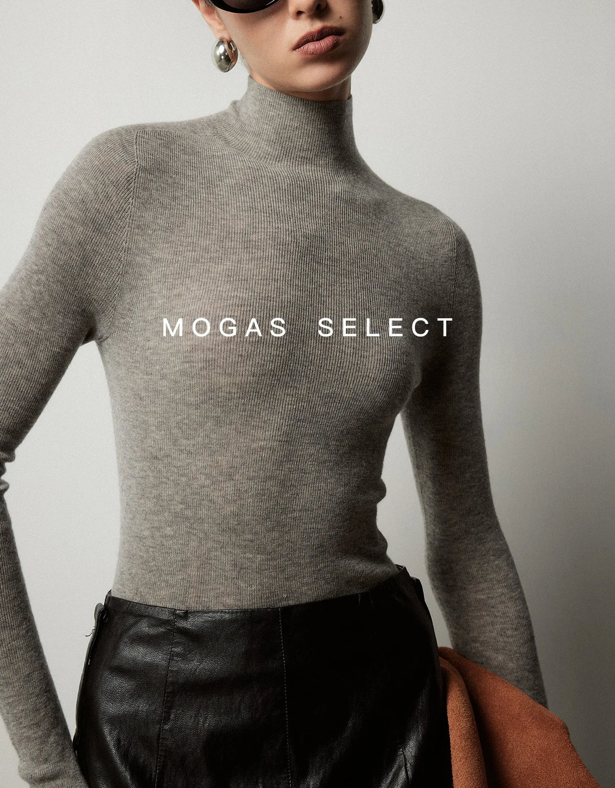 Mogas Luxury Cashmere Silk Seamless One-Shoulder Knitted Sweater Women's Autumn Winter Base Layer Fashionable Business Commut...