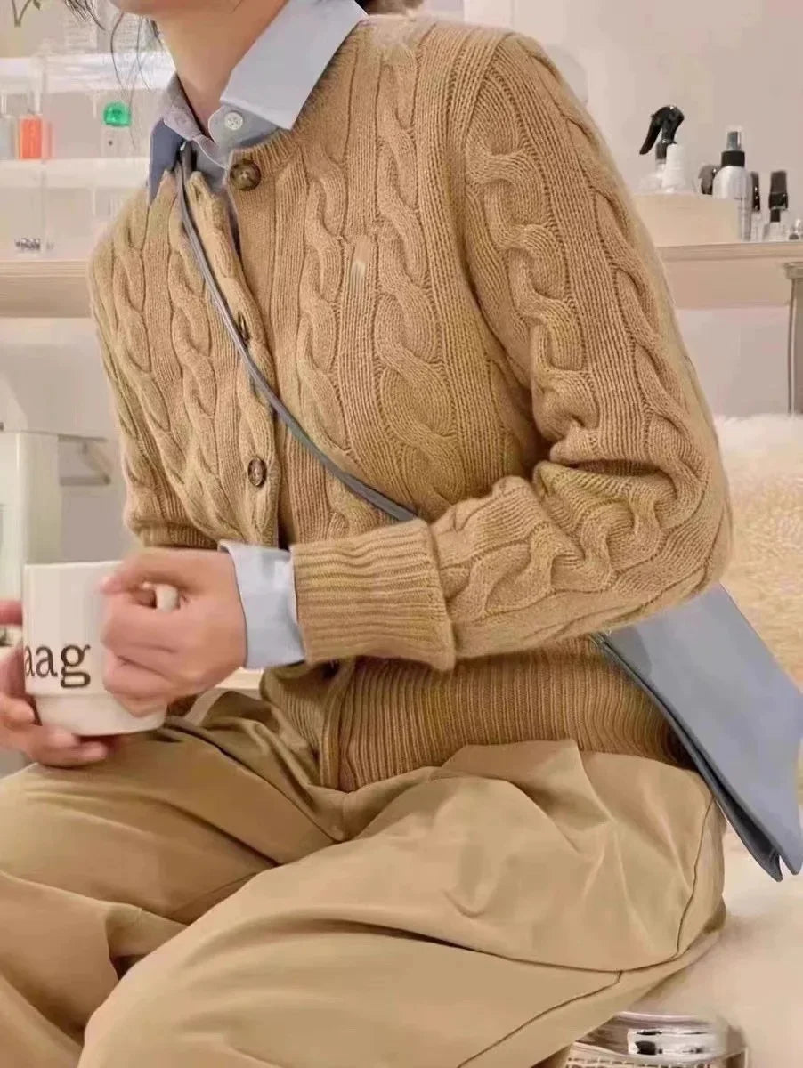 Women's Knitted Wool Sweater Cardigan round Neck Thick Outerwear Top Retro Twisted Knit Autumn Winter Sweater Crew Neck
