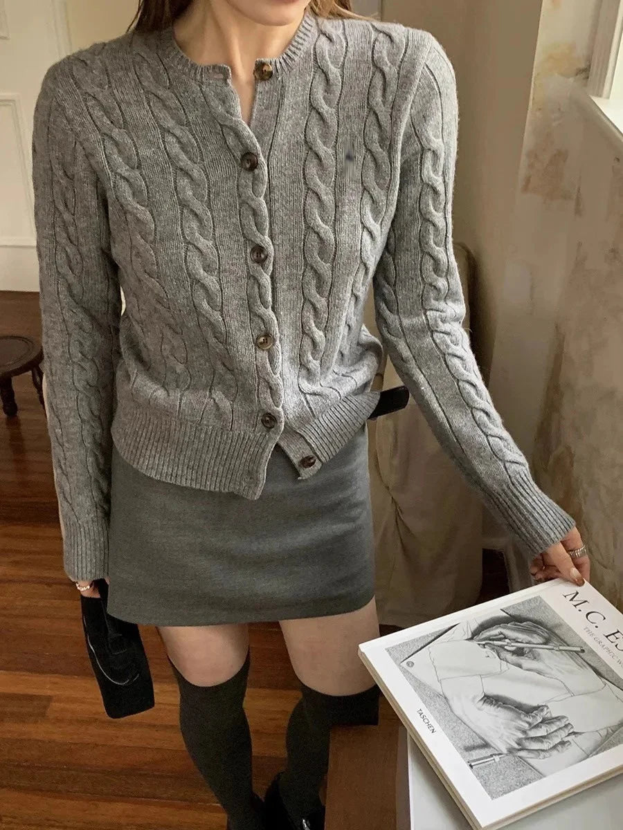 Women's Knitted Wool Sweater Cardigan round Neck Thick Outerwear Top Retro Twisted Knit Autumn Winter Sweater Crew Neck