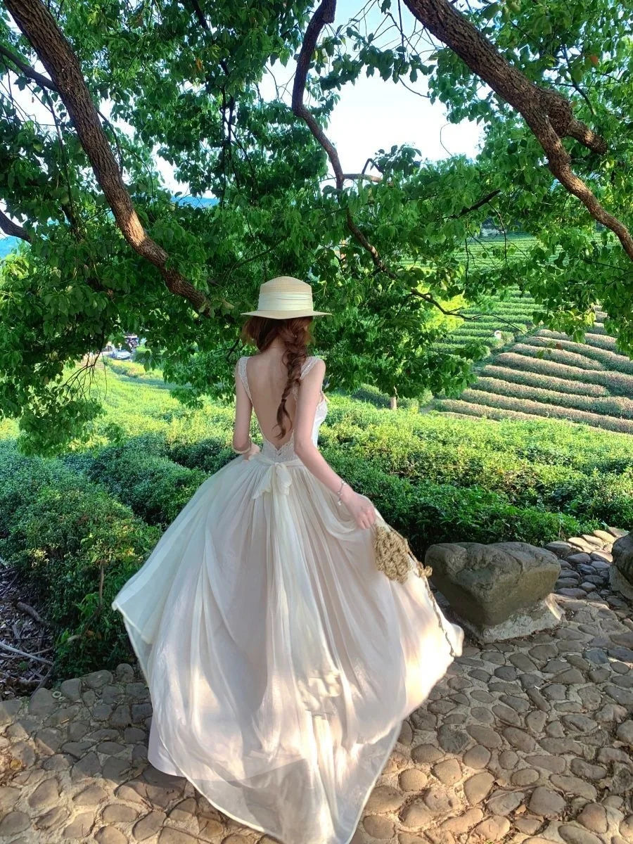Elegant Lace Backless Strap Dress Women's Gentle Vacation Style Long Dress Sexy Beach Holiday Dress Polyester Fabric High Wai...