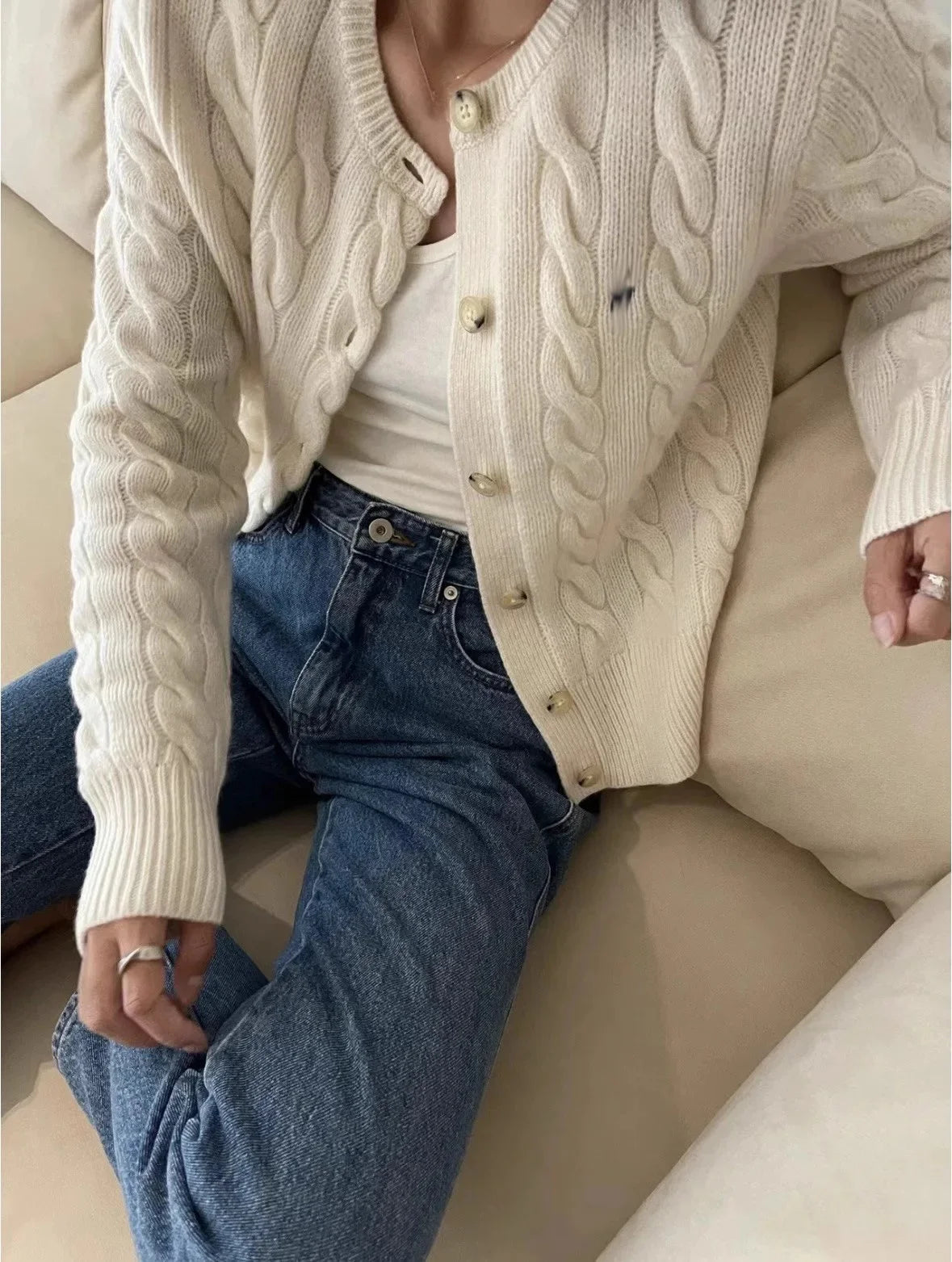 Women's Knitted Wool Sweater Cardigan round Neck Thick Outerwear Top Retro Twisted Knit Autumn Winter Sweater Crew Neck