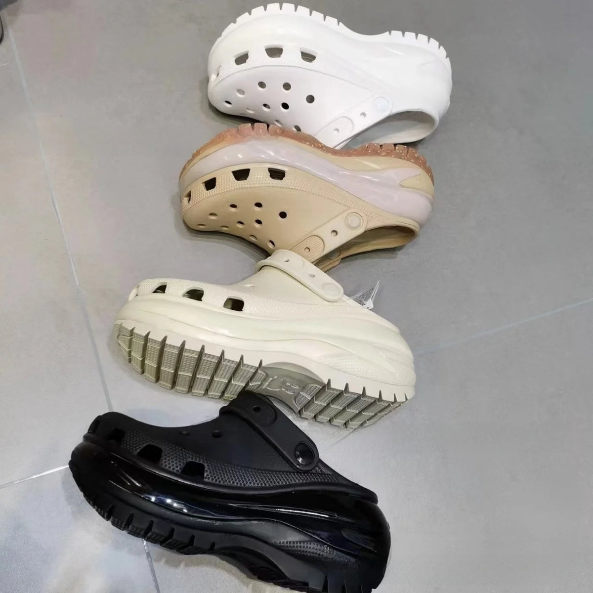 Thick Bottom Breathable Anti-Slip Beach Sandals Women's Casual Slip-On EVA Shoes Comfortable Wear-Resistant Casual Sandals