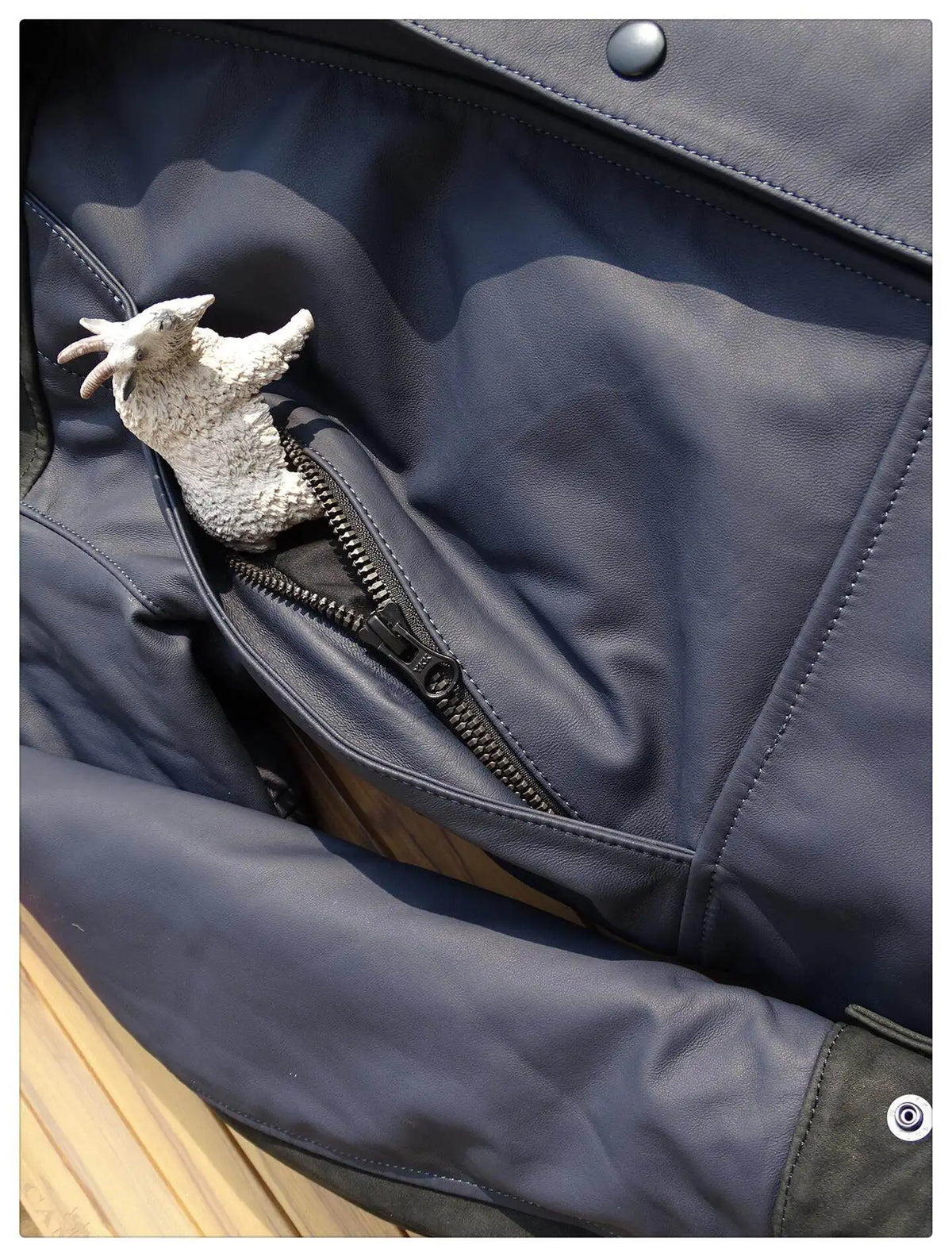 Blue Winter Hooded Leather Down Jacket Men Casual Style Europe Size Genuine Natural Sheepskin Thick Warm Spliced Coat