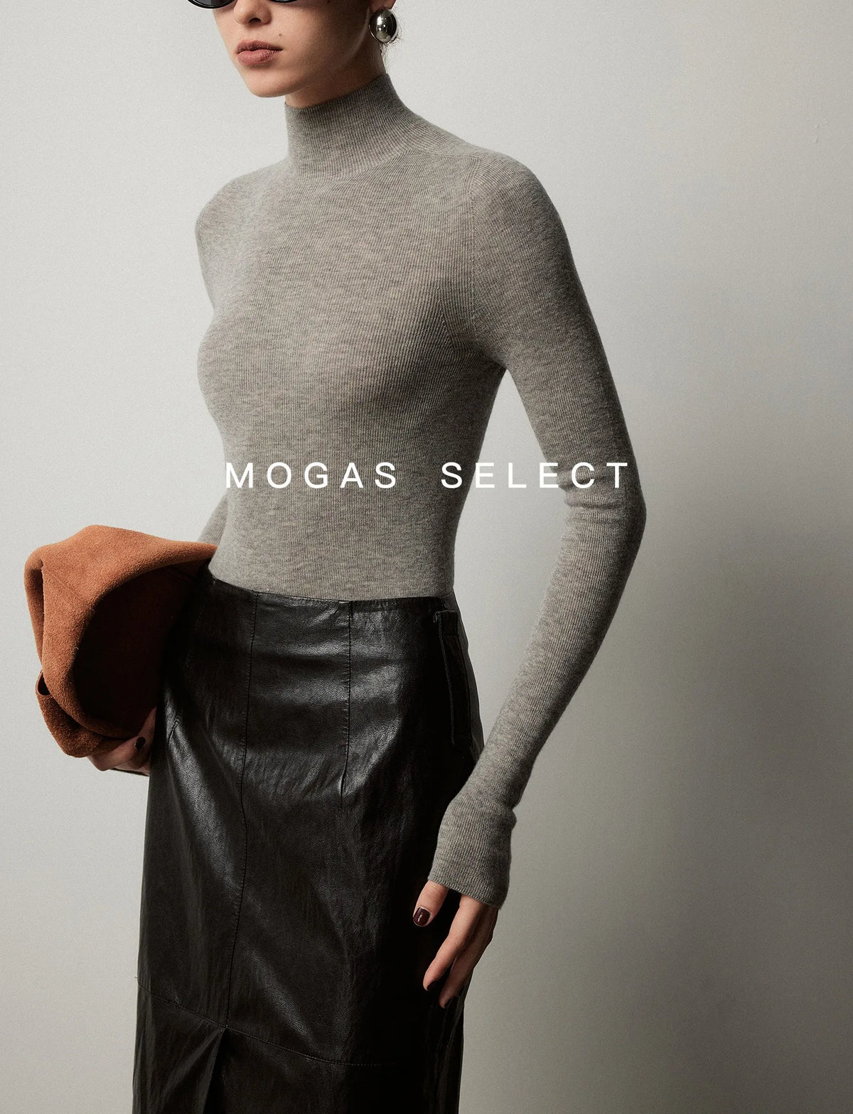 Mogas Luxury Cashmere Silk Seamless One-Shoulder Knitted Sweater Women's Autumn Winter Base Layer Fashionable Business Commut...
