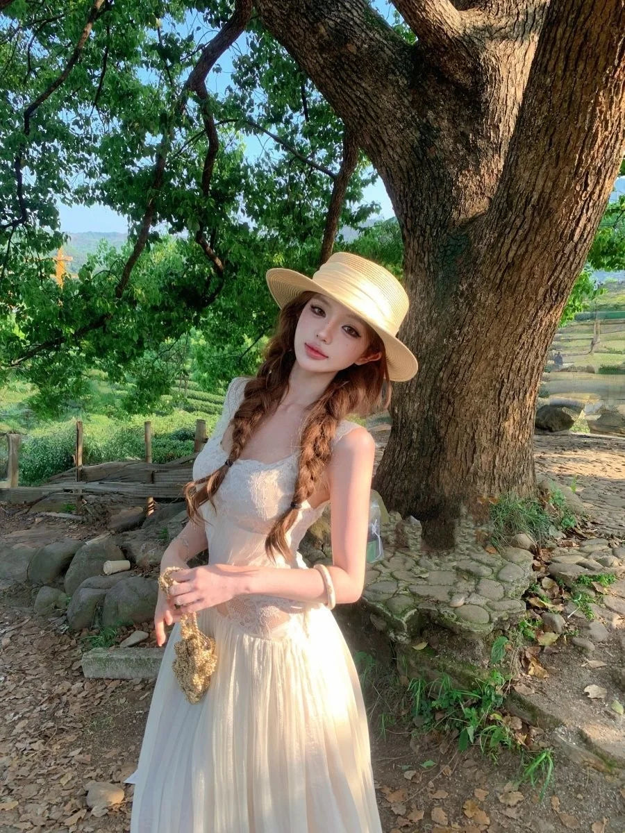 Elegant Lace Backless Strap Dress Women's Gentle Vacation Style Long Dress Sexy Beach Holiday Dress Polyester Fabric High Wai...