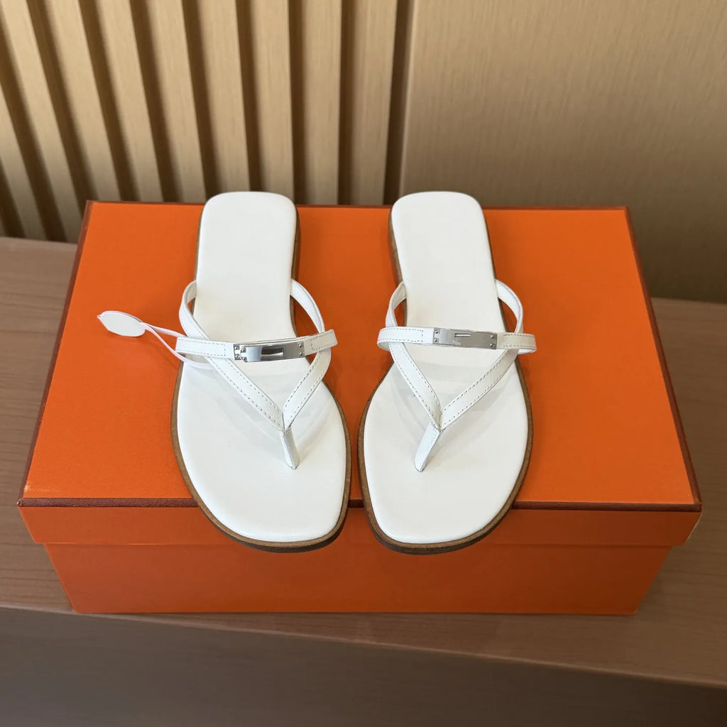 Summer 2026 Women's Casual Metal Lock Buckle Sandals Thong Slippers with Strap for Outdoor Beach Vacation Flat Heel Shoes