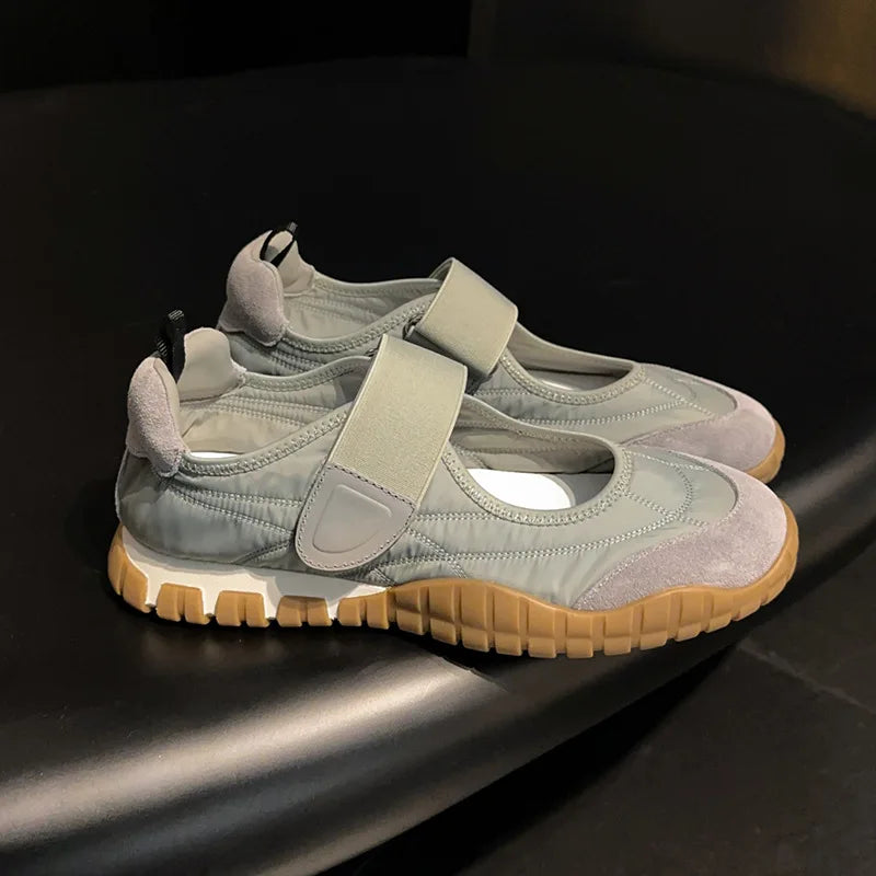 French Vintage Adhesive Outdoor Ballet Sports Shoes Women Thick Bottom Mary Janes Fashion Casual White Shoes round Toe Rubber...