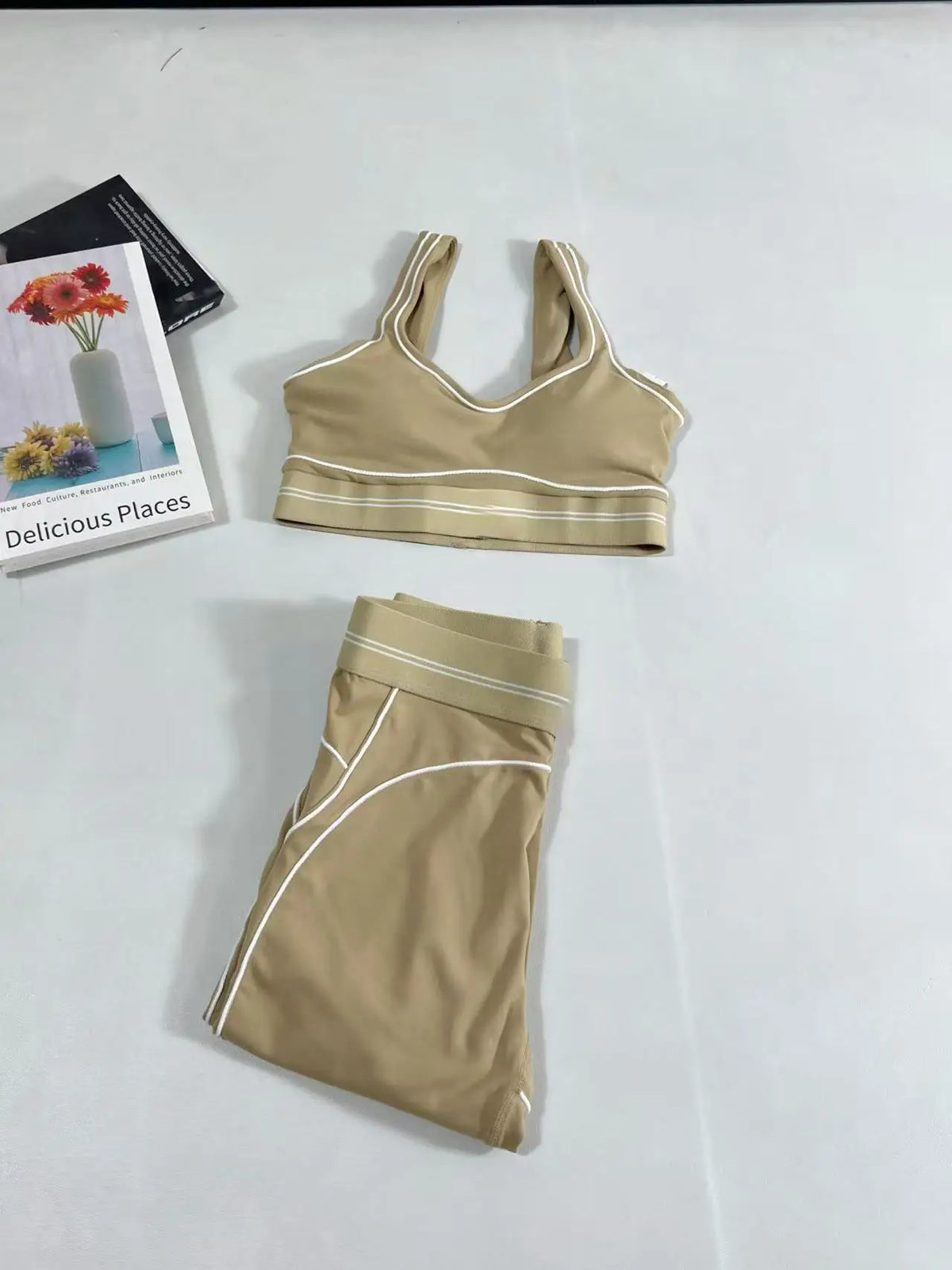 High Intensity Sports Bra Shockproof Running Yoga Backless Vest Set Sexy Back Design Breathable Nylon Women's Regular Fit Bra