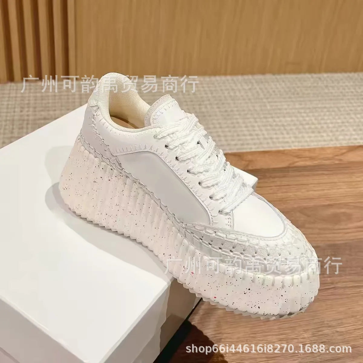 New 2025 Women's Thick Bottom Sports Shoes Sewn Casual Cowhide High Toppling Bottom Flat Shoes Comfortable Breathable Leather